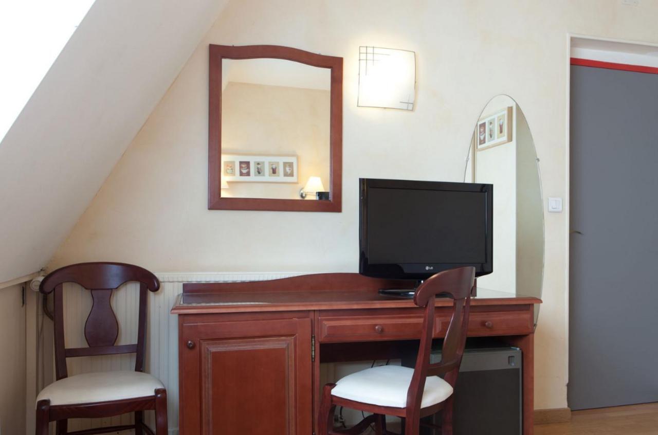 Cosmotel Hotel Paris Phòng bức ảnh